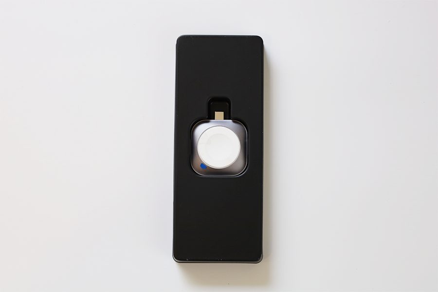 Satechi USB-C Apple Watch 充電ドックの外箱の中身