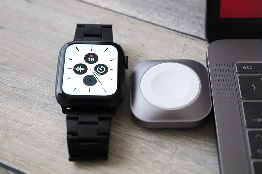 Satechi USB-C Apple Watch 充電ドックで充電する時にApple Watchのバンドが重要