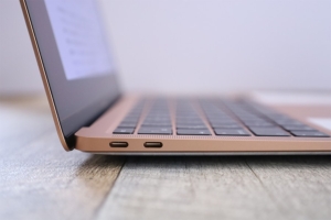 【時代が変わった】M1 MacBook Airレビュー丨Appleシリコン初搭載のAir | コビガジェライフ