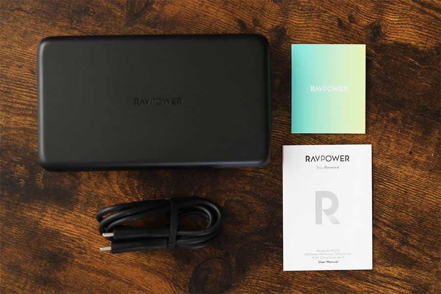 RAVPower RP-PB232の内容物は4点