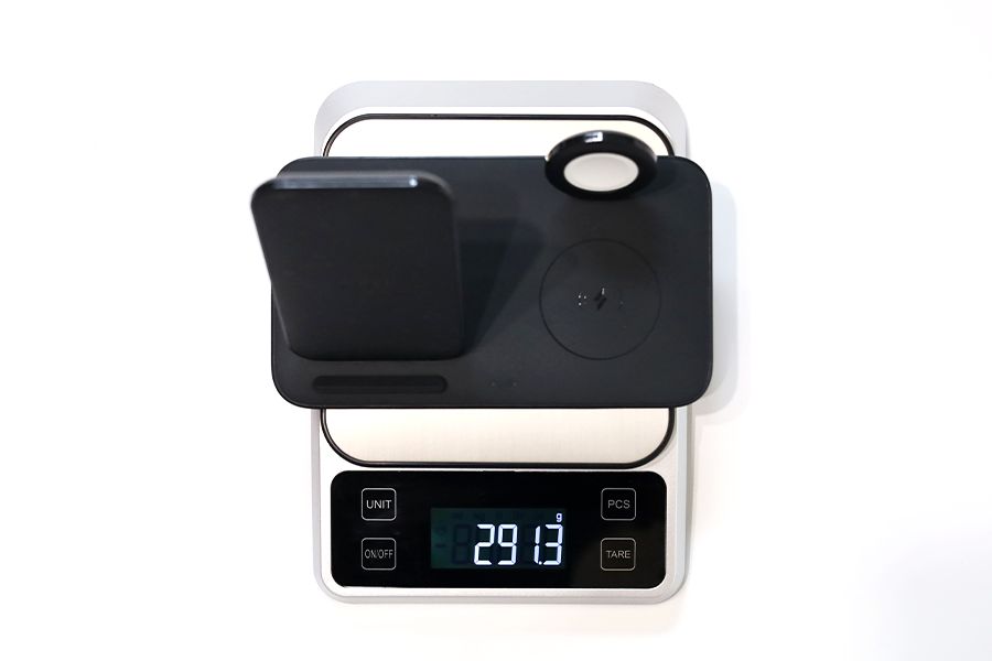Anker PowerWave+ 3-in-1 Stand with Watch Holderの重量は約290g