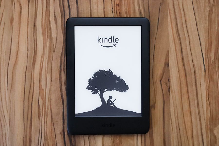 最新版】Kindle無印 第10世代比較レビュー｜Kindle Paperwhiteと違い 