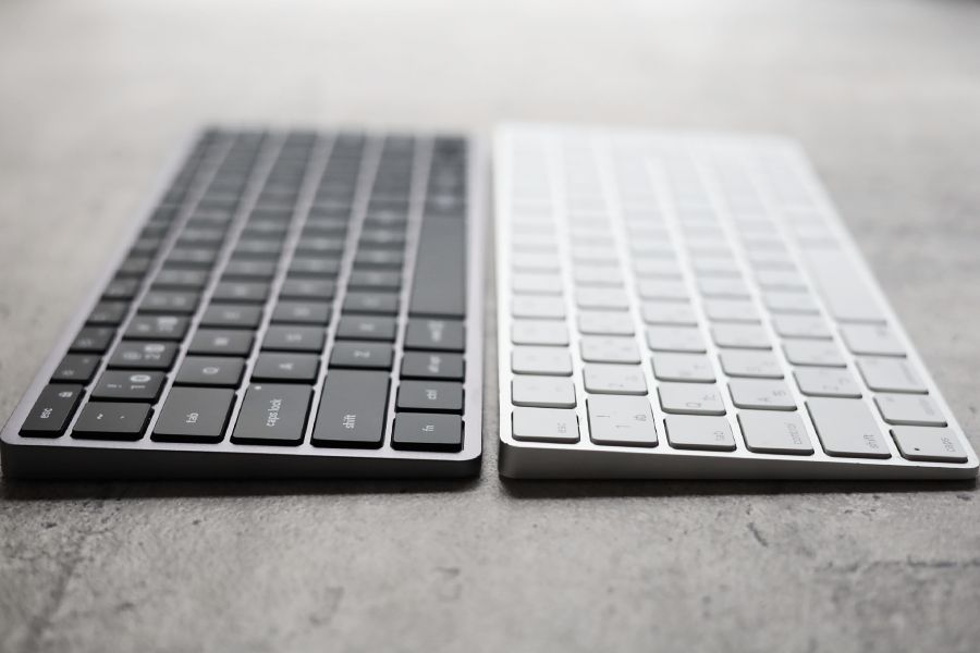 Satechi Slim X1 Bluetooth Backlit KeyboardとMagic Keyboardを比較する2