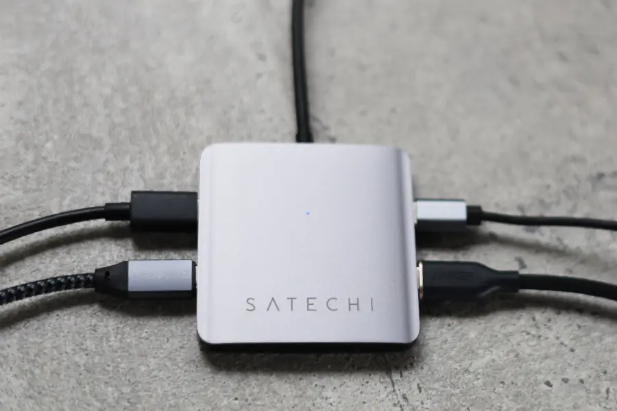 Satechi 4ポートUSB-Cデータハブ レビュー｜MacBook Pro 14/16インチ M1 Proと相性抜群 | コビガジェライフ
