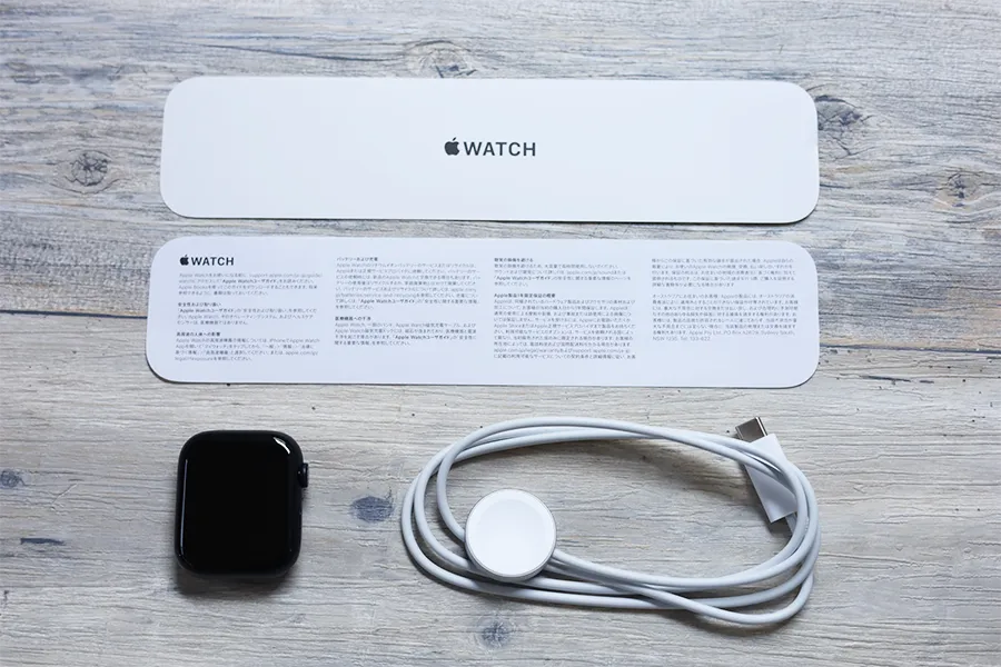 Apple Watch 7の内容物