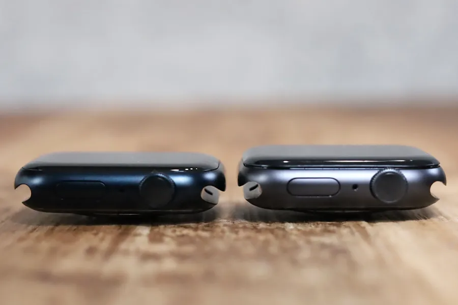 Apple Watch 6と7比較側面
