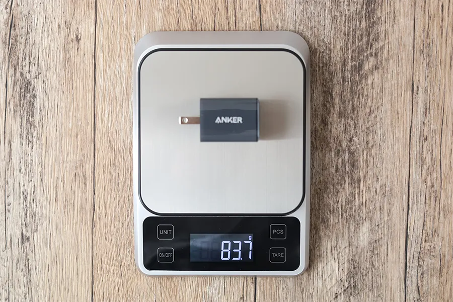 Anker 521 Charger (Nano Pro) USB-PD 40Wの重量約84g