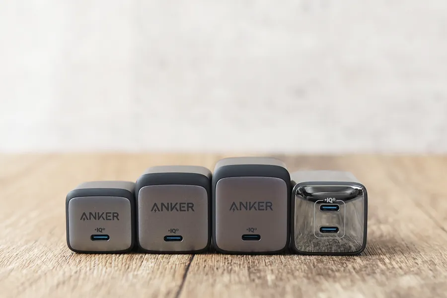 Anker 521 Charger (Nano Pro) USB-PD 40Wのポート部分比較
