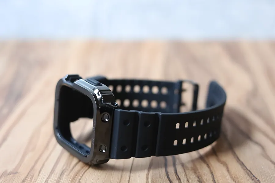 Apple Watchのamband ムービングフォートレスクラシックの逆側側面