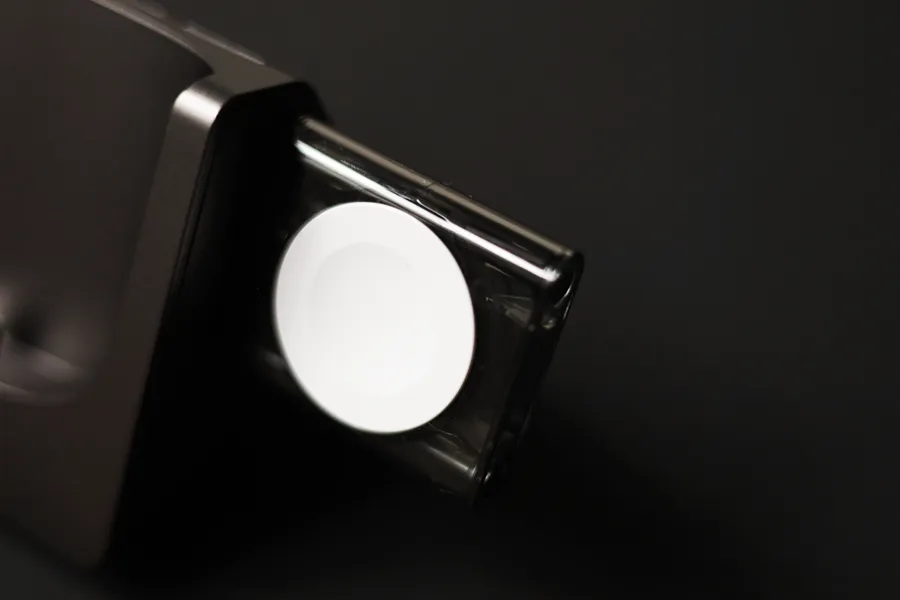 PITAKA MagEZ Slider 4-in-1のApple Watch充電部分
