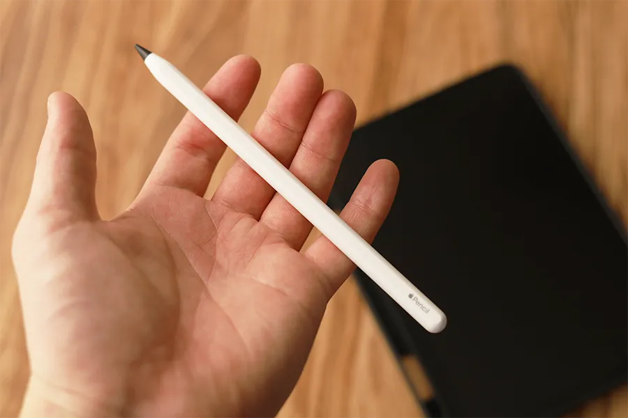 MOFT SnapタブレットケースにApple Pencil収納する