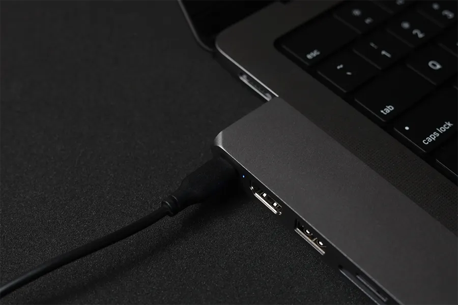 Satechi USB-C Proハブ Max 8i-in2のUSB-C部分