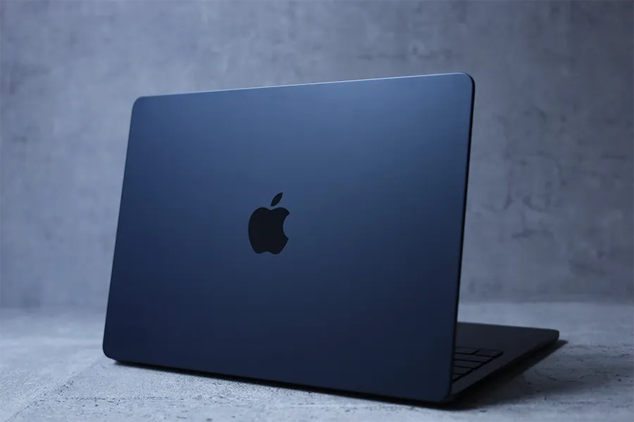 M2 MacBook Air レビュー｜デザインが刷新されたNEW MacBook Air！