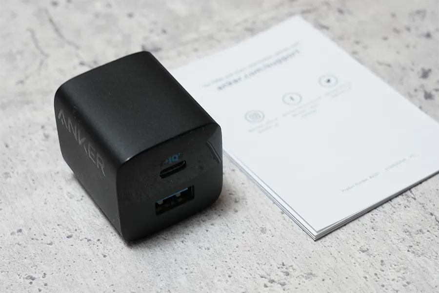 Anker 323 Charger (33W)付属品