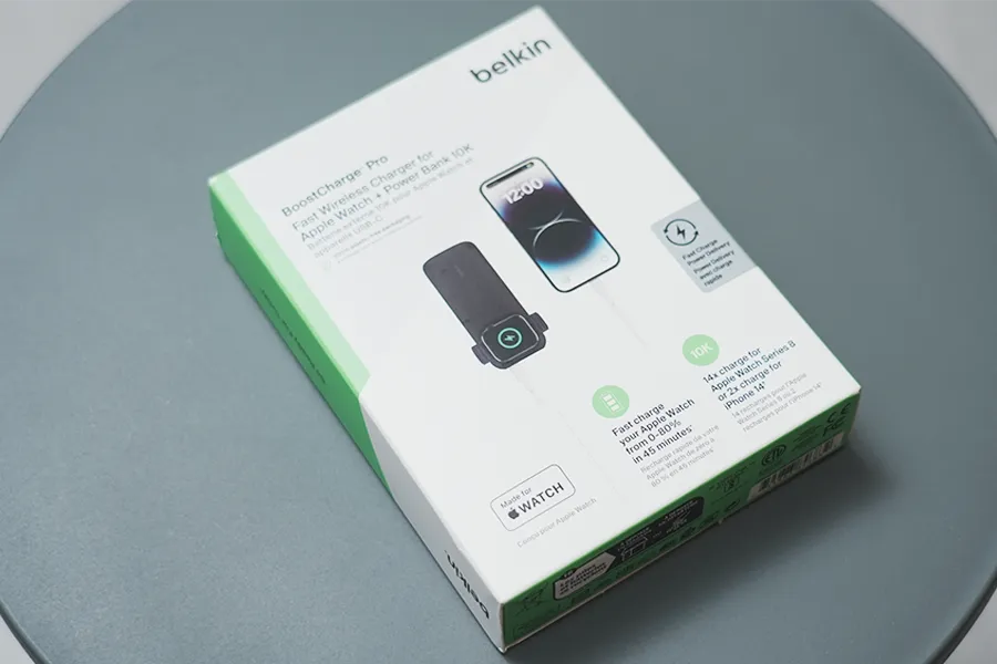 BELKIN BOOST↑ CHARGE PRO 2-in-1 iPhone + Apple Watch 急速充電モバイルバッテリー PD対応 10000mAh パッケージ